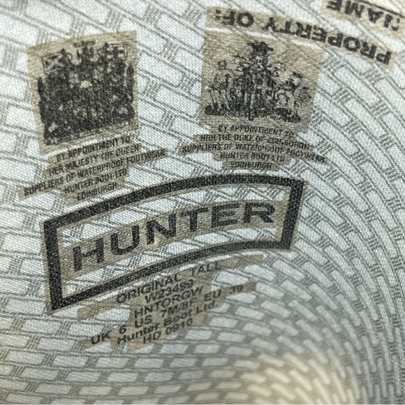 Hunter black tall rain boots sz 8 - Picture 3 of 5